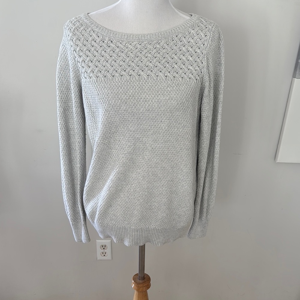 🛑CLEARANCE 🛑 Loft Light Gray Sweater